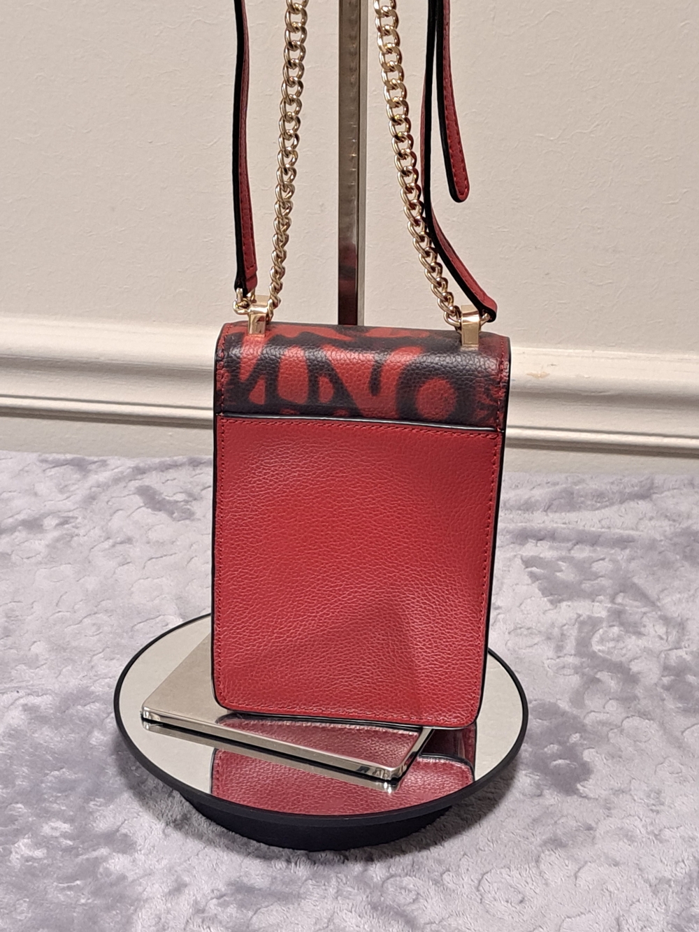 DKNY Elissa North South Mini Crossbody Bsg EUC - Picture 6 of 15
